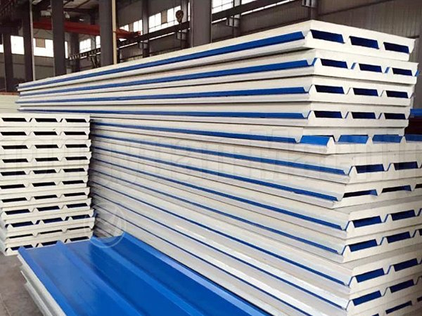 Panneau 'sandwich' en PU