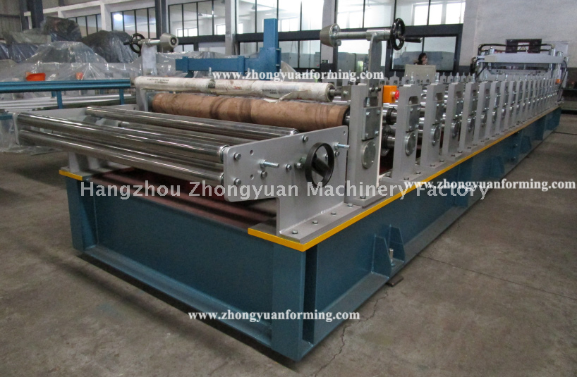 Petit pain de tuile d'étape en métal formant la machine/petit pain vitré de tuile formant la machine