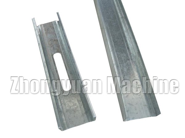 Machine de formage de goujons et de chenilles.jpg