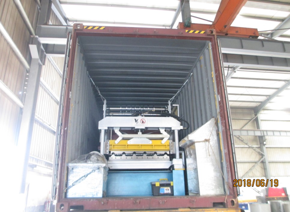 Livraison d'une machine de formage de rouleaux de tôles profilées en boîte en Inde le 19 juin 2018