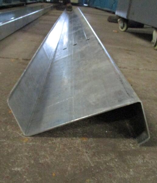 Panne Z hors de la machine de formage de rouleaux de pannes