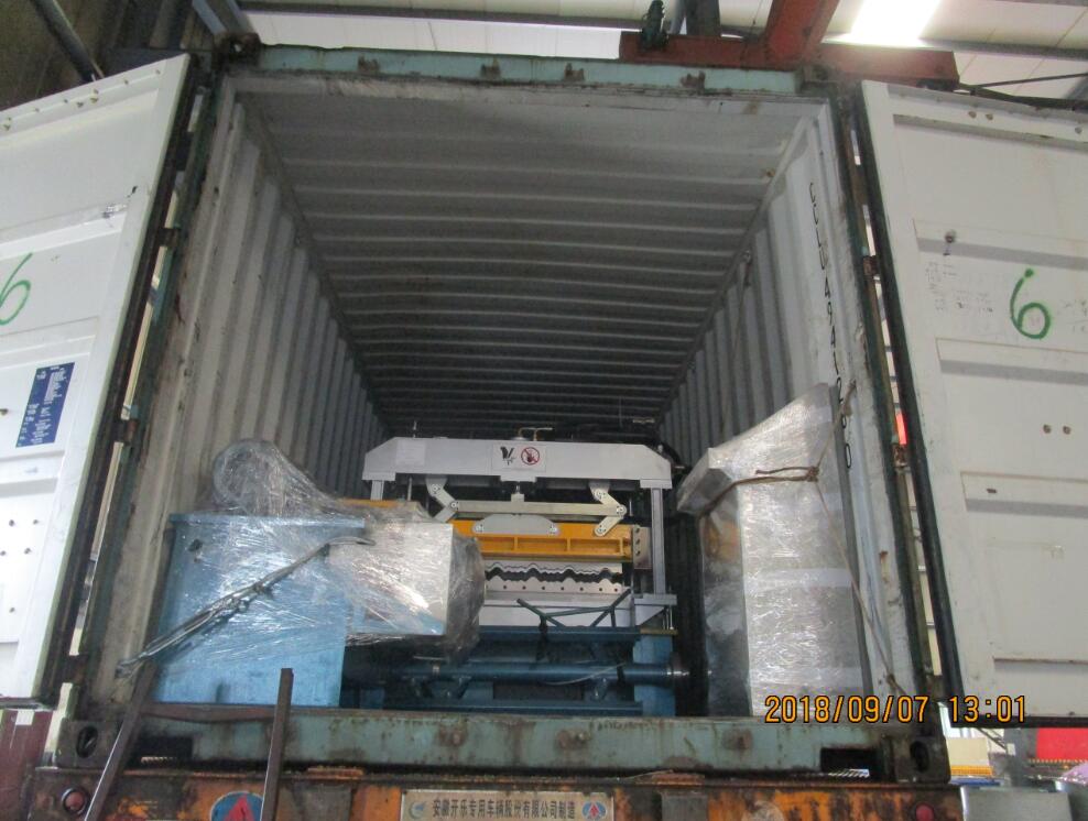 Machine de formage de rouleaux de tuiles en aluminium vers l'Afrique en date du 7 septembre 2018