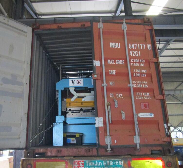 Machine de formage de rouleaux de toit Zhongyuan 2