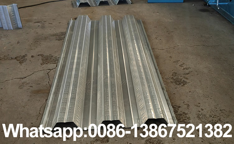 Machine de formage de rouleaux de toit en m&eacute;tal Zhongyuan