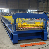 Machine de formage de rouleaux ondulés pour toit en métal à vendre