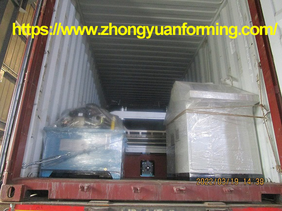 Machine de fabrication de t&ocirc;les de toiture en acier de couleur zhongyuan avec d&eacute;coupe volante