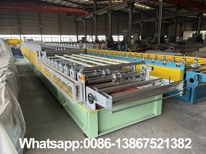 Machine de formage de rouleaux &agrave; deux couches Zhongyuan