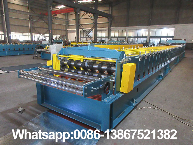Machine de fabrication de planchers en m&eacute;tal lamin&eacute;s &agrave; froid Zhongyuan