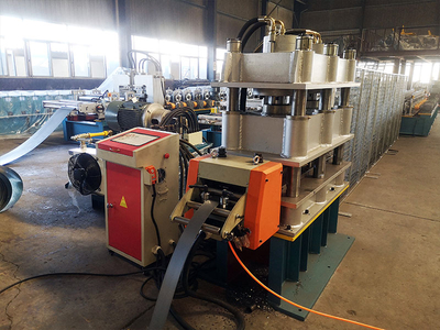 Upright-Roll-Forming-Machine2