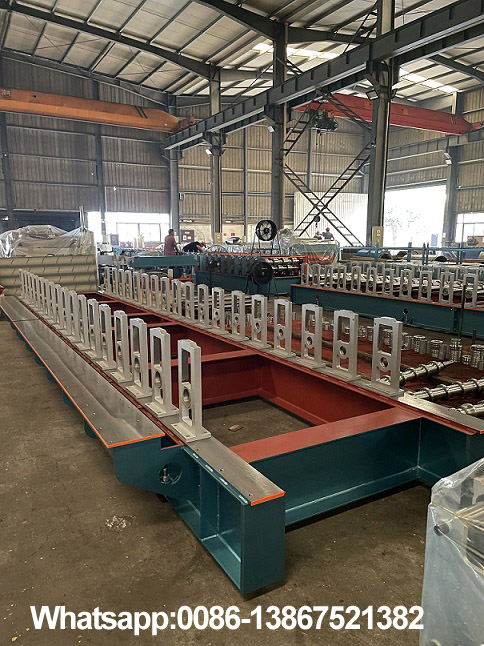 Machine de formage de rouleaux de tuiles en aluminium Zhongyuan