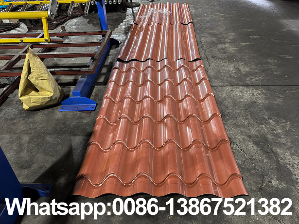 Machine de formage de rouleaux de tuiles verniss&eacute;es pour toit Zhongyuan