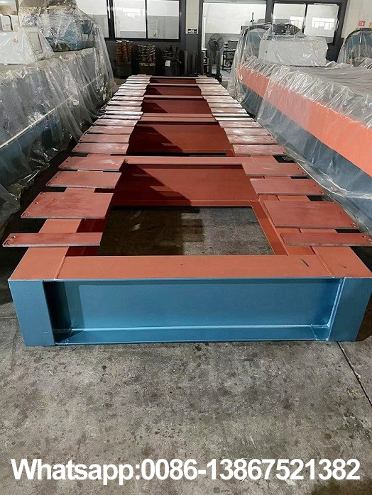 ch&acirc;ssis de machine