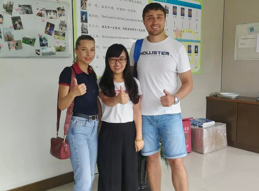 Client visité pour une machine de formage automatique de rouleaux en forme de C de 4 mm d'épaisseur le 06 septembre 2019