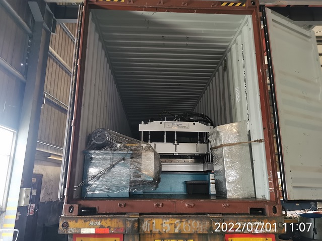 Machine de formage de rouleaux de tuiles Metrocopo de Zhongyuan