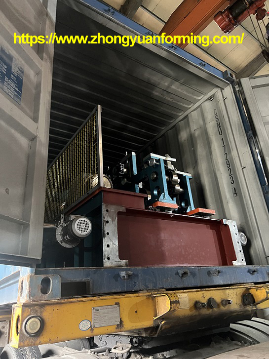 machine de formage de rouleaux de pannes zhongyuan cz