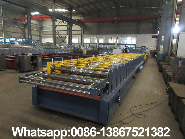 Machine de toiture m&eacute;tallique Zhongyuan