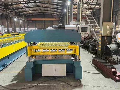 Normal Structure Roof Sheet Roll Forming Machine With Electric Cutting-3