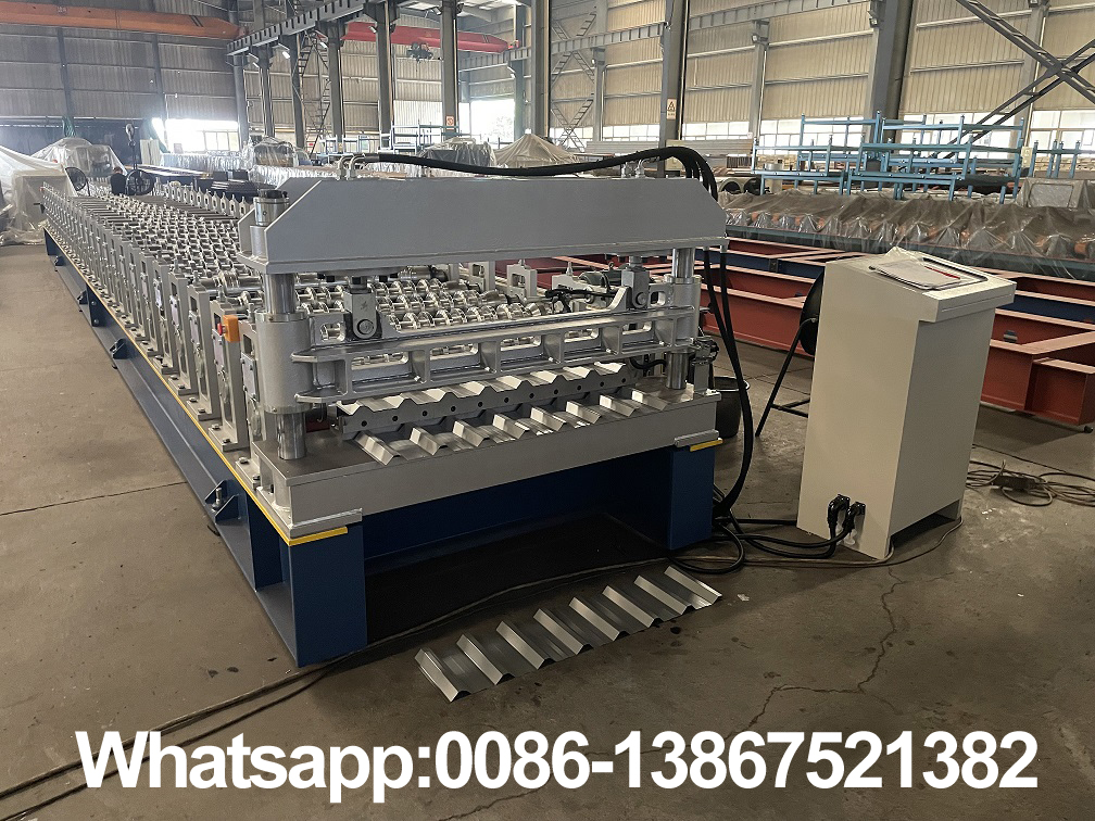 Machine de formage de rouleaux de toiture Zhongyuan