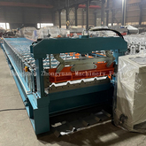 Machine de formage de rouleaux de panneaux de toit 