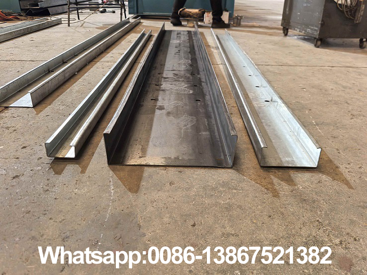 Machine de formage de pannes Zhongyuan c