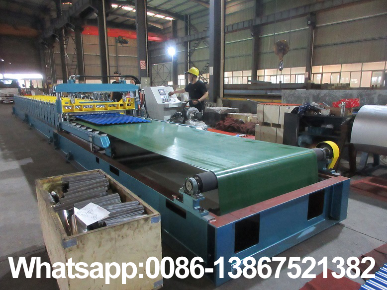 Machine de formage de rouleaux de toit en m&eacute;tal Zhongyuan
