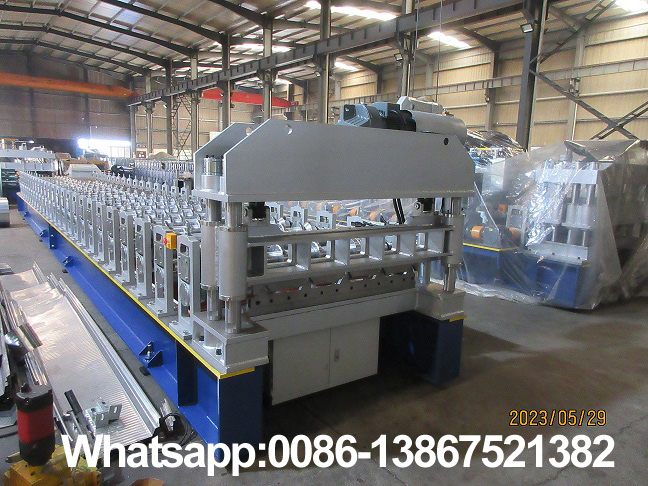 Machine de toiture m&eacute;tallique Zhongyuan &agrave; vendre