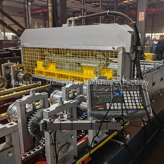 Ligne de production de profilés de bobine PPGI d'épaisseur 0,3 mm -0,8 mm