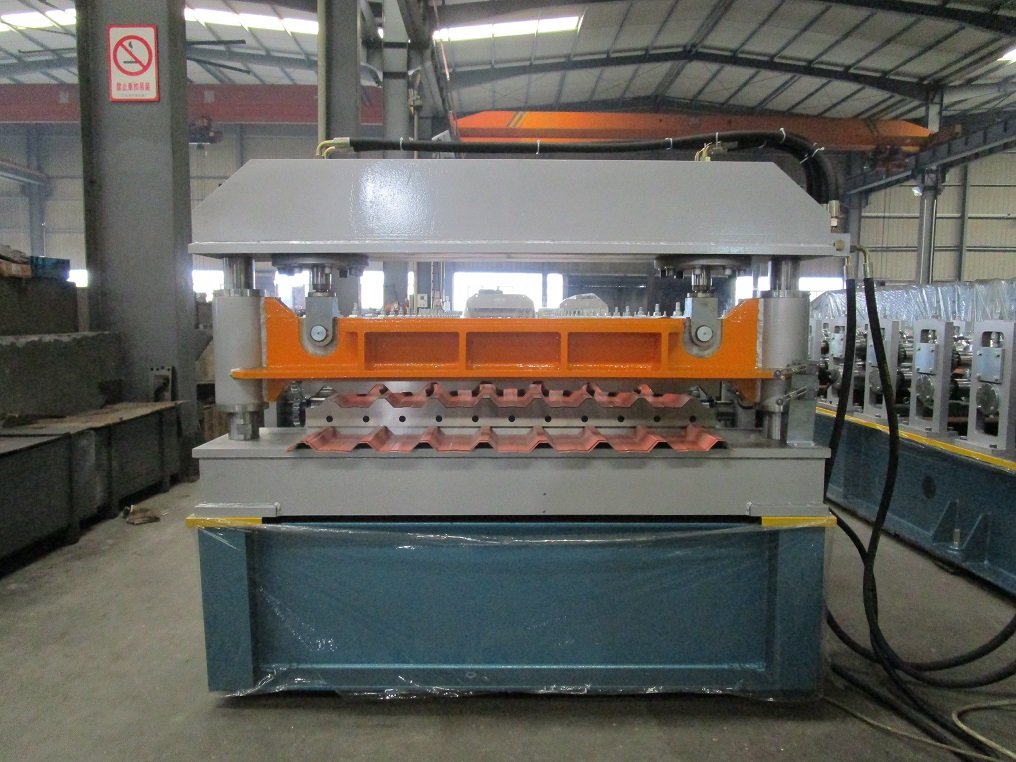 Prix ​​de la machine de formage de t&ocirc;les de toit zhongyuan