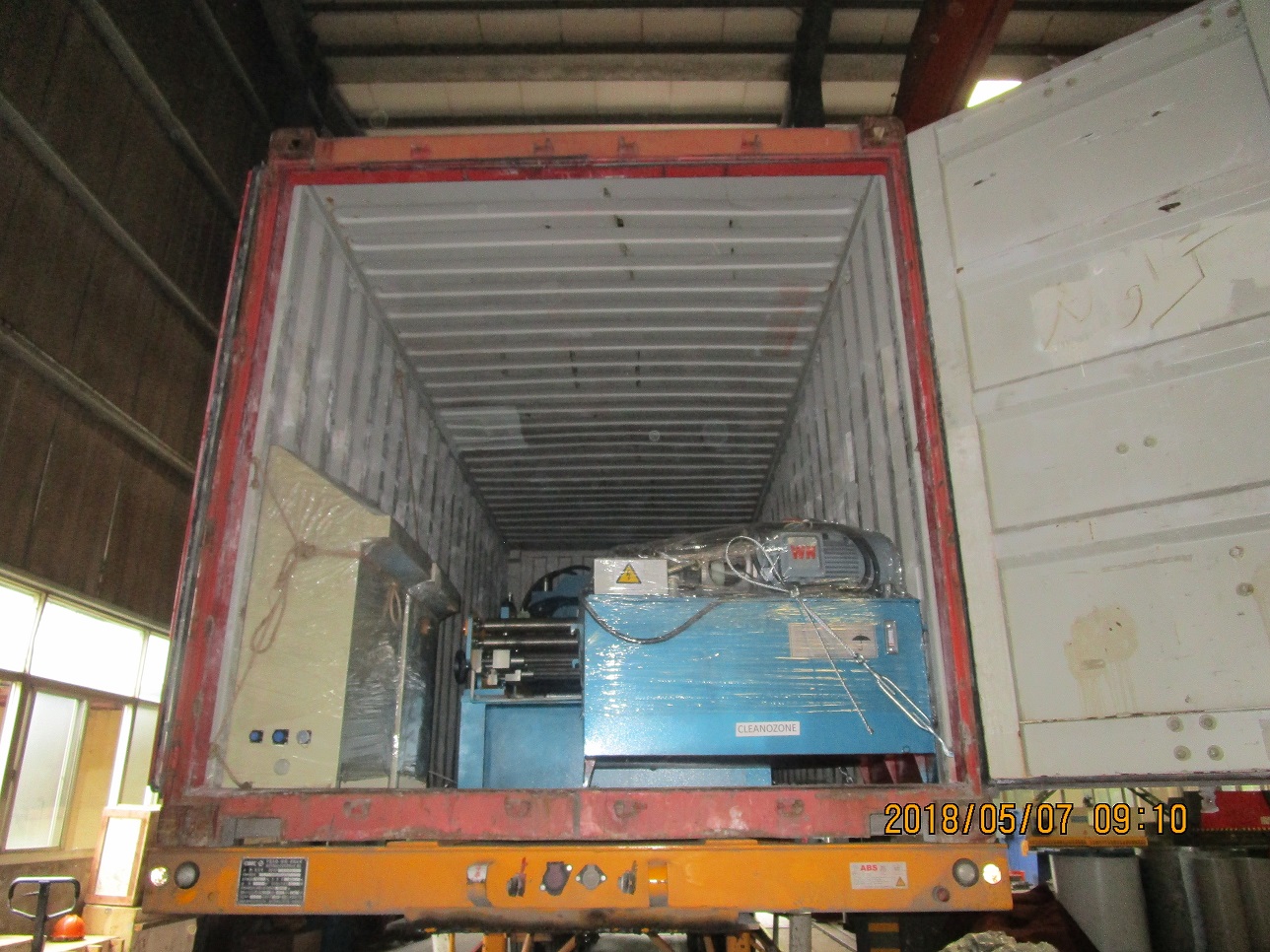 Machine de formage de rouleaux de garde-corps &agrave; poutre zhongyuan w