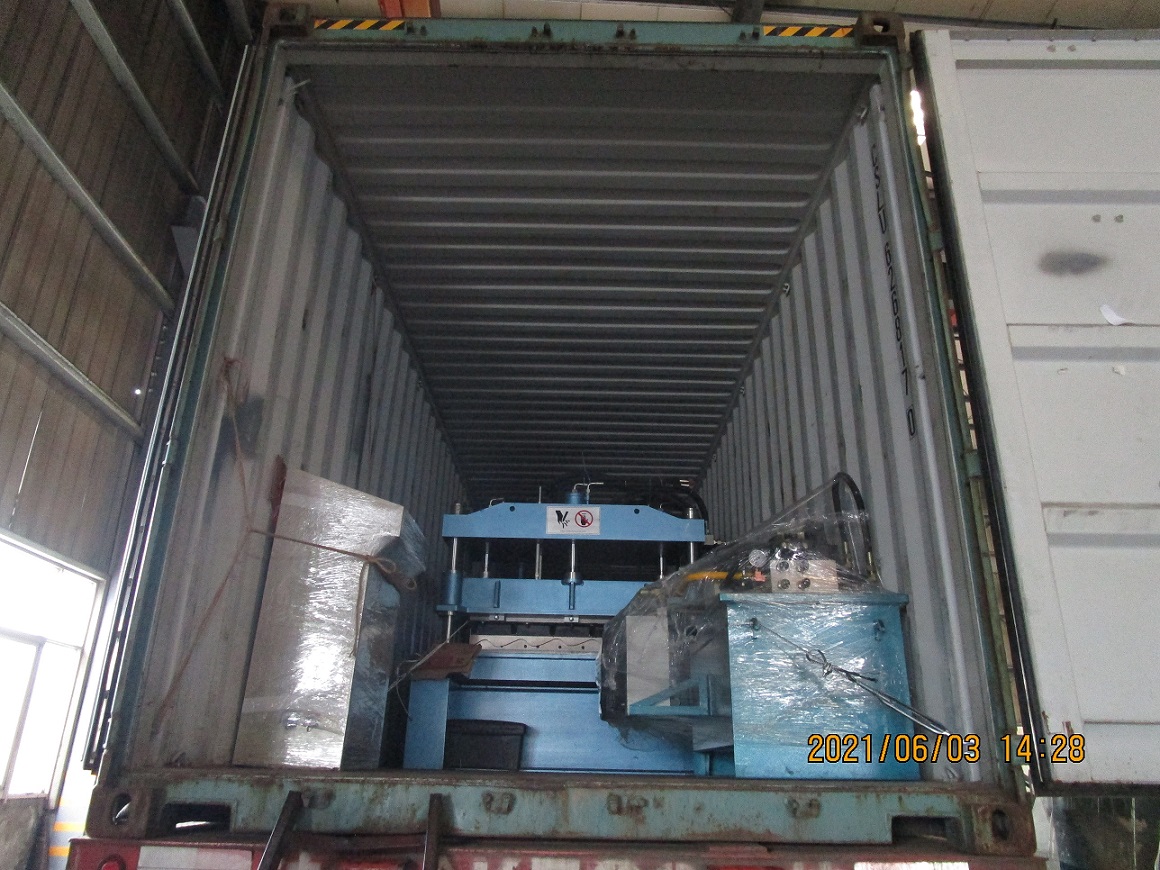 machine de formage de tuiles en aluminium