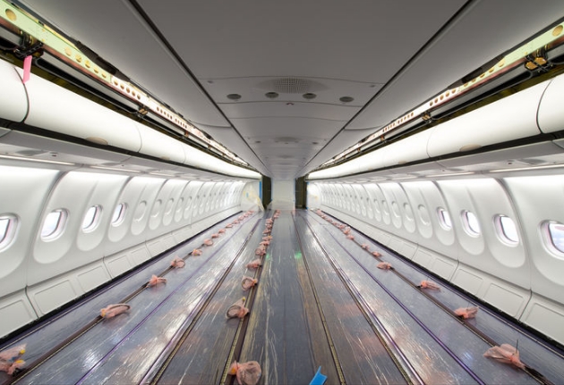 Rails de guidage du si&egrave;ge dans l'avion