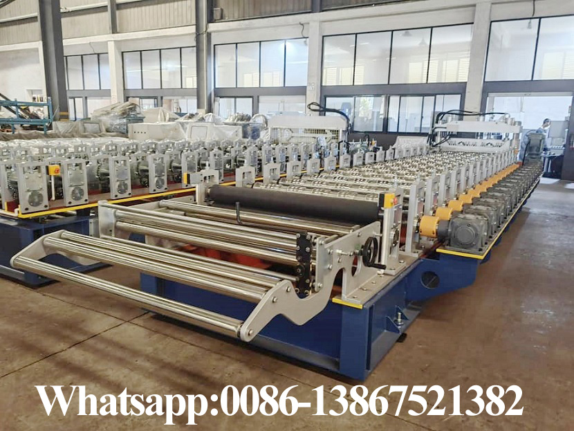 Machine de fabrication de tuiles m&eacute;talliques Zhongyuan