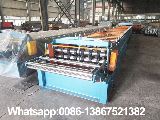 Machine de formage de rouleaux de plancher en acier Zhongyuan