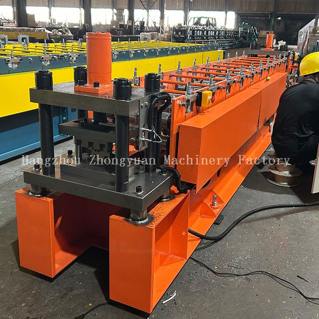Machine de formage de rouleaux de forme spéciale Zhongyuan de type W à grande vitesse