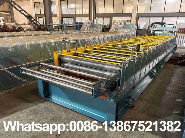Machine de formage de rouleaux de tuiles Zhongyuan