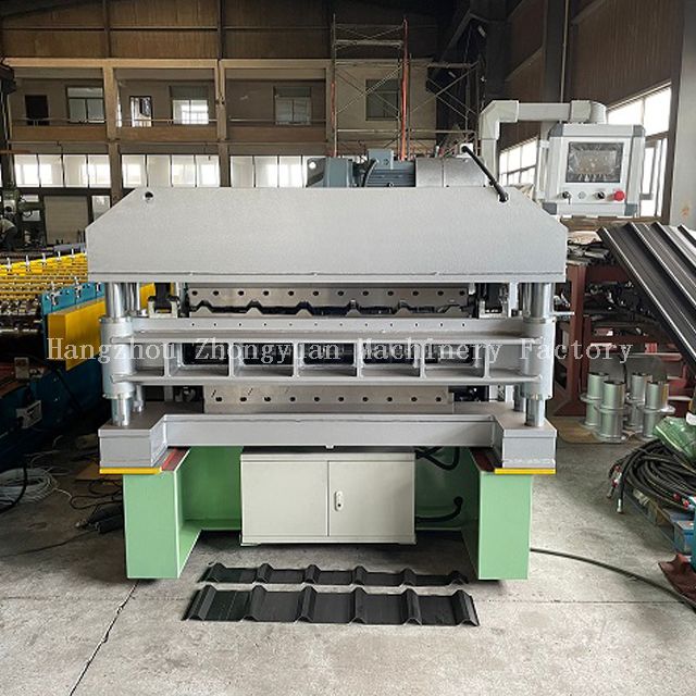 Machine de formage de rouleaux double couche en acier 1000 et 900 avec découpe électrique