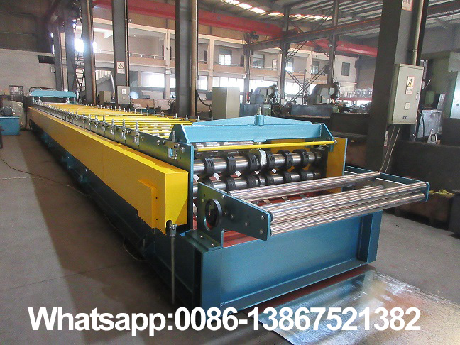 Machine de formage de rouleaux de plancher Zhongyuan