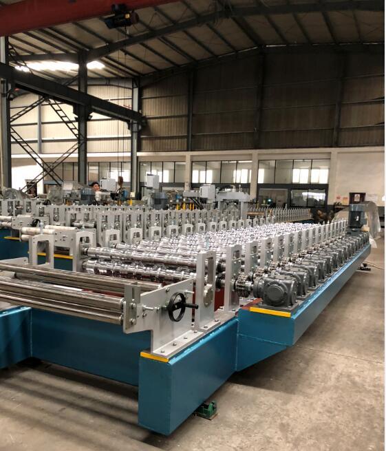 Machine de fabrication de tuiles de toit zhongyuan en Chine