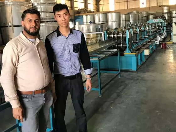 Installation réussie d'une machine de formage automatique de rouleaux de pannes dans l'usine d'un client du Qatar 