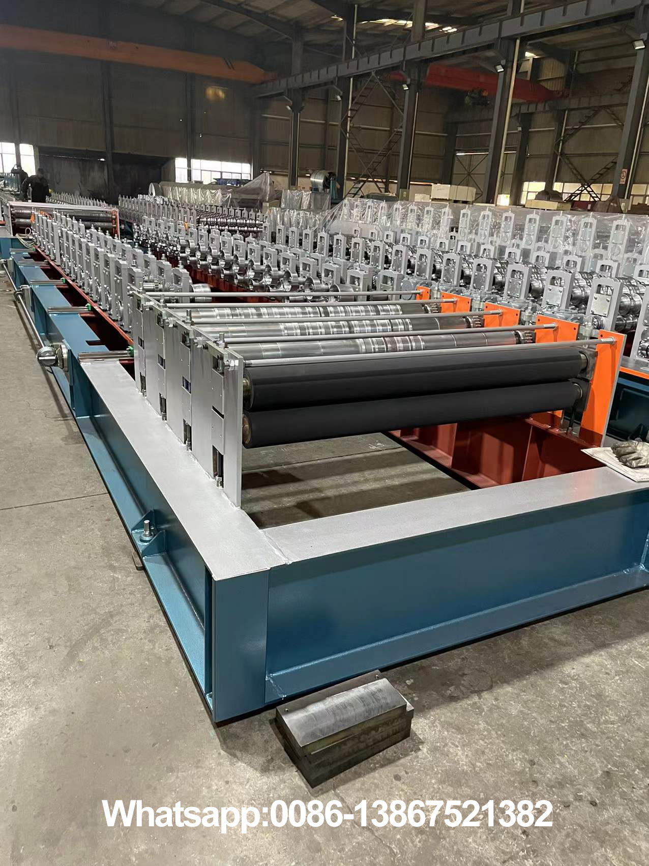 Fabrication et fournisseur de machines de formage de rouleaux de ligne Zhongyuan