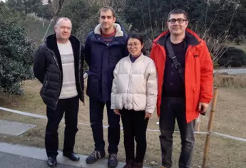 Un acheteur de Russie inspectera la machine de profilage commandée le 30 mars 2019. L'acheteur s'est rendu pour inspecter les machines de profilage commandées dans l'usine de Zhongyuan. 