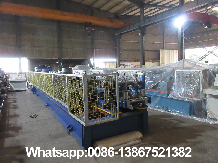 Machine de formage de rouleaux de pannes Zhongyuan c