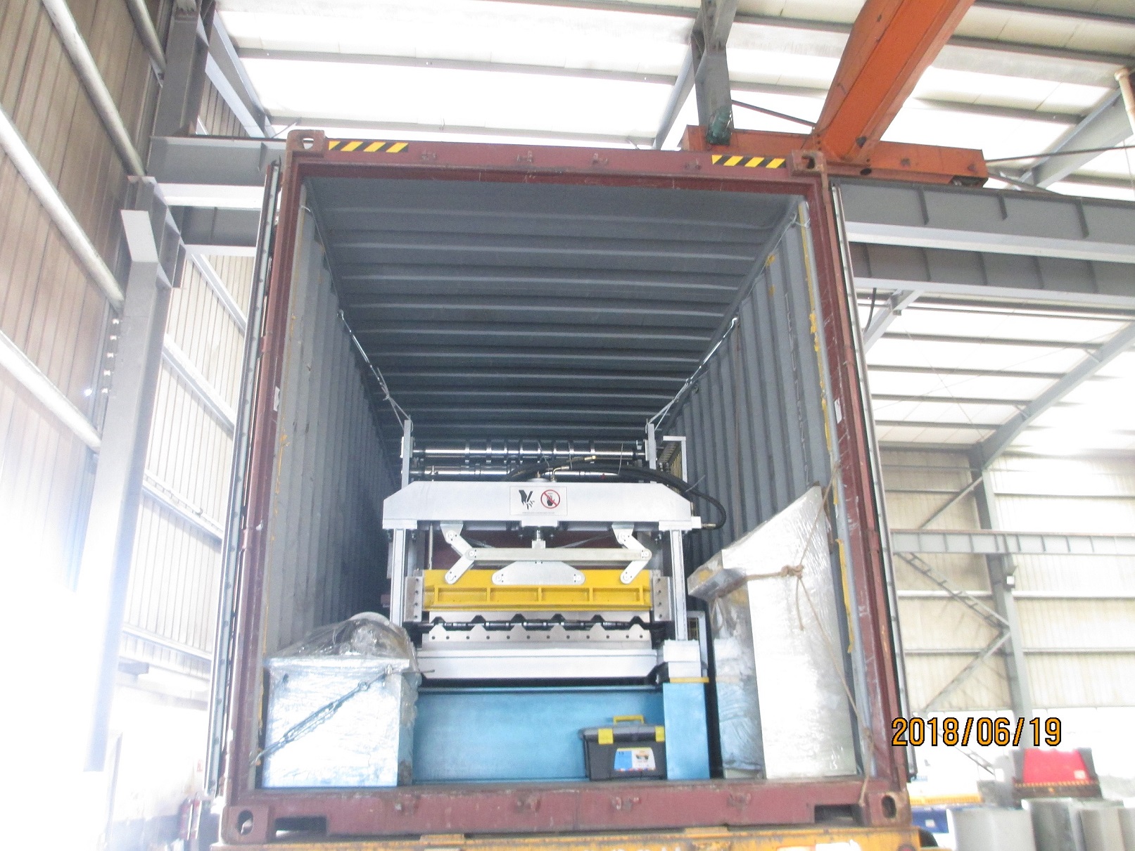 Prix ​​de la machine de formage de t&ocirc;les de toit zhongyuan