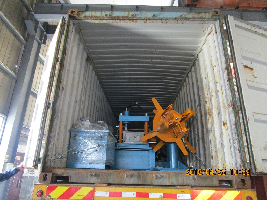 Prix ​​de la machine de formage de rouleaux de pannes zhongyuan c