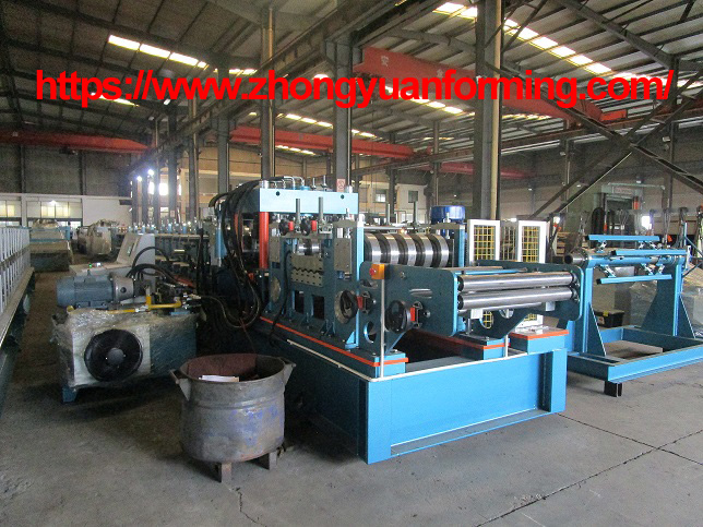 Machine de formage de pannes Zhongyuan c