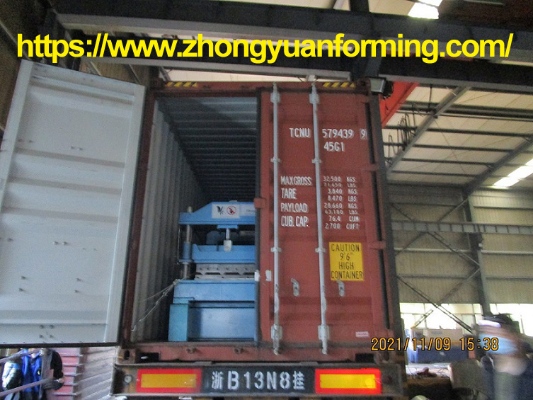 machine de formage de panneaux