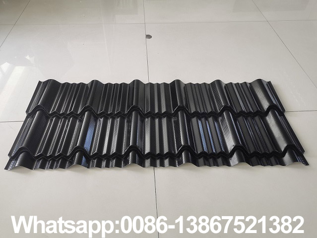 Machine de formage de rouleaux de tuiles pour marches de toiture Zhongyuan