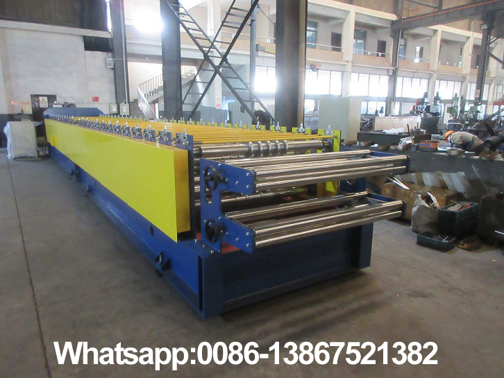 Machine de formage de rouleaux de panneaux double couche Zhongyuan