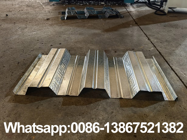 Machine de formage de rouleaux de terrasse en acier Zhongyuan