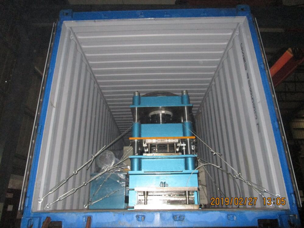 machine de formage de rouleaux